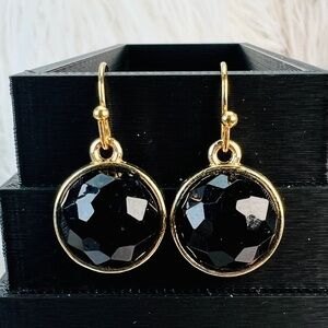 Pretty goldtone black reflective, minimalist pierced earrings